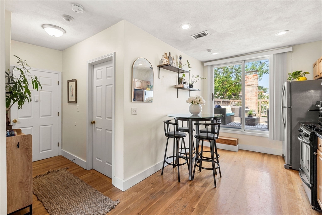 16 Trenton St 3