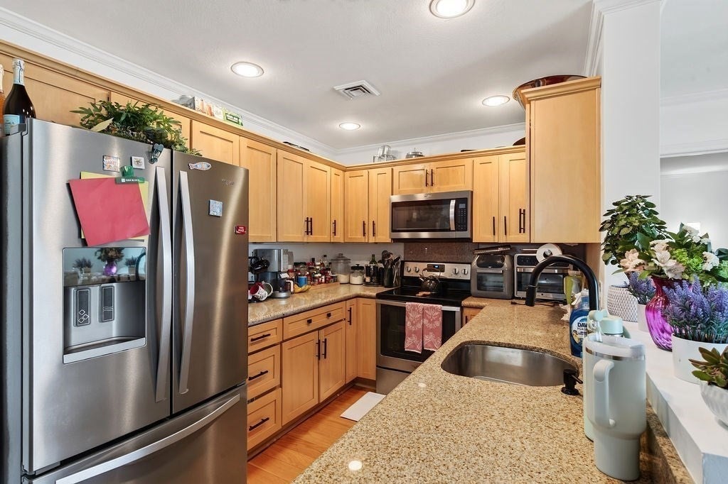 360 Revere Beach Blvd #217, Revere, MA Photo #14