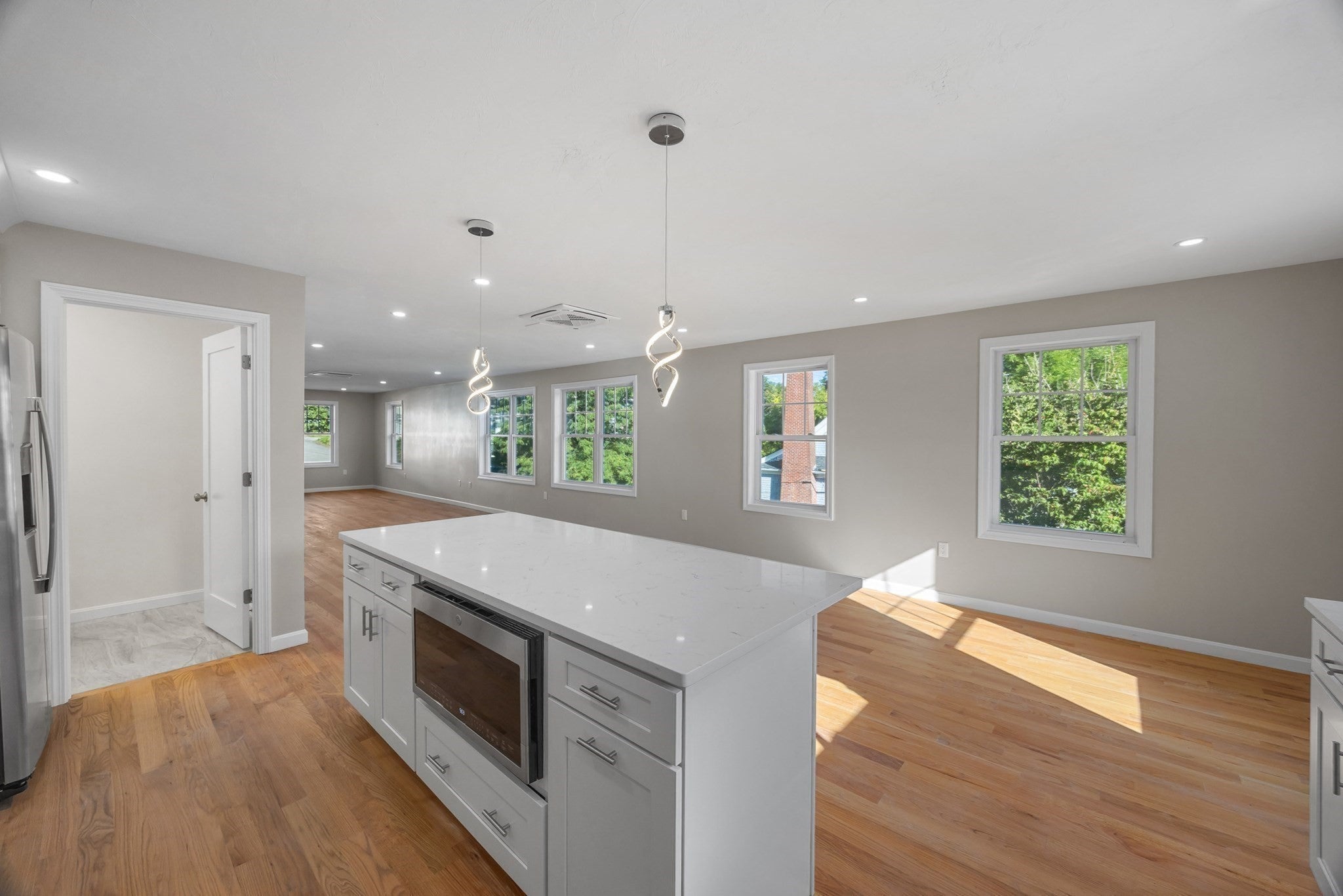 17 Crosby St #B, Webster, MA, 17 Crosby St #B, Webster, MA Photo #9
