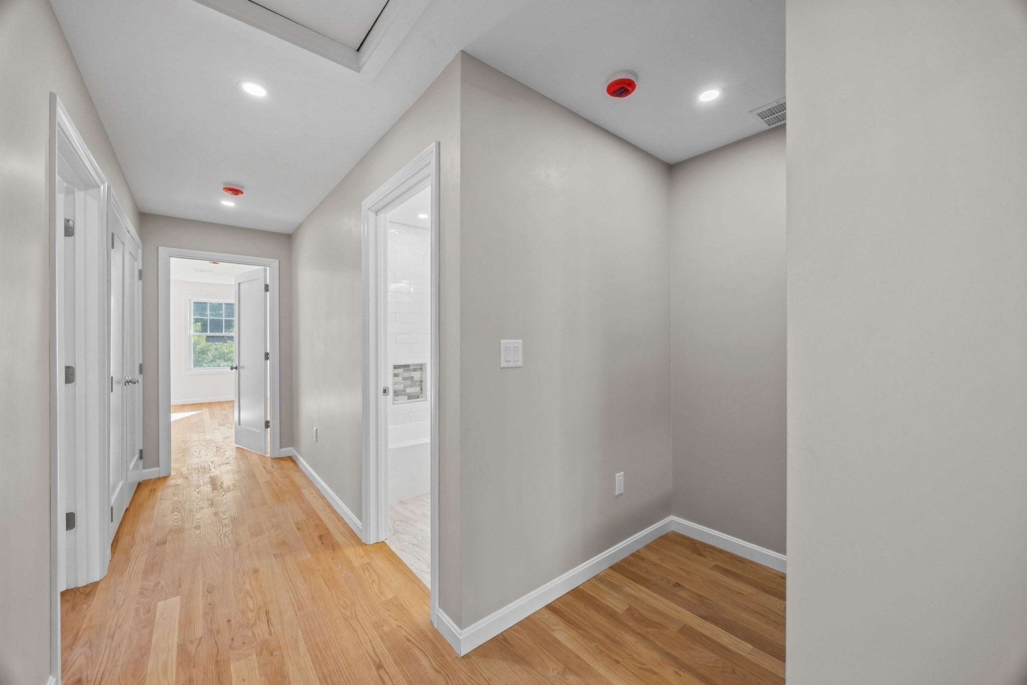 17 Crosby St #B, Webster, MA, 17 Crosby St #B, Webster, MA Photo #18