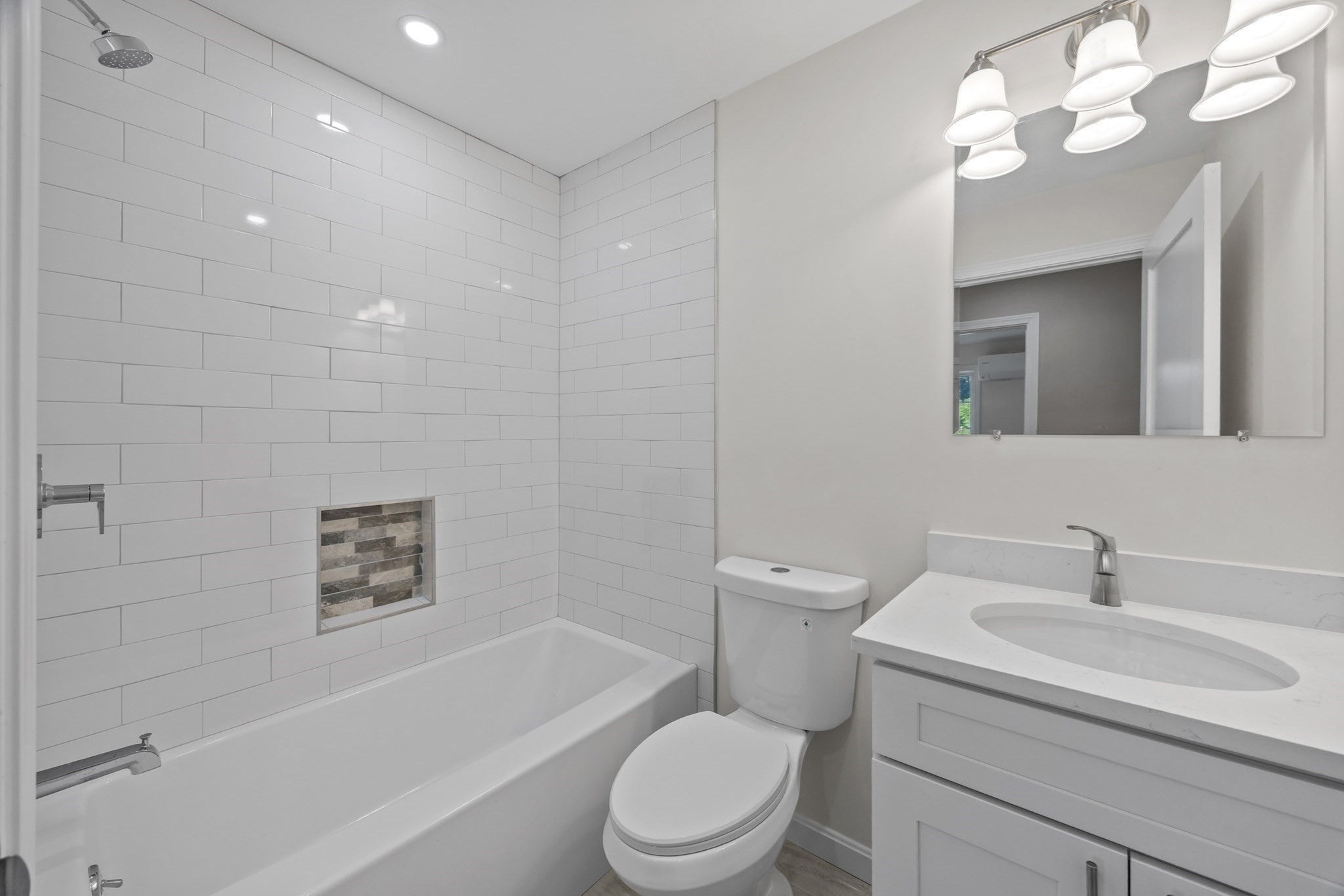 17 Crosby St #B, Webster, MA, 17 Crosby St #B, Webster, MA Photo #27
