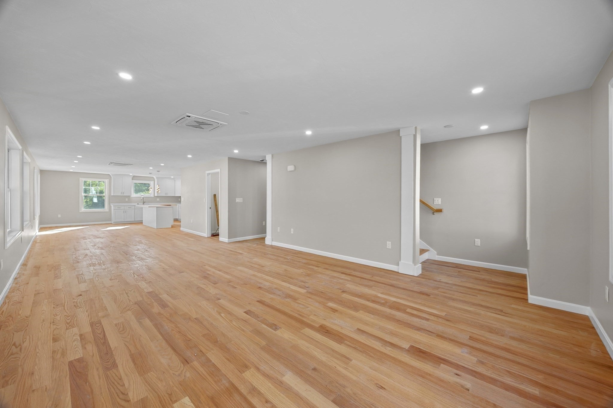 17 Crosby St #B, Webster, MA, 17 Crosby St #B, Webster, MA Photo #4