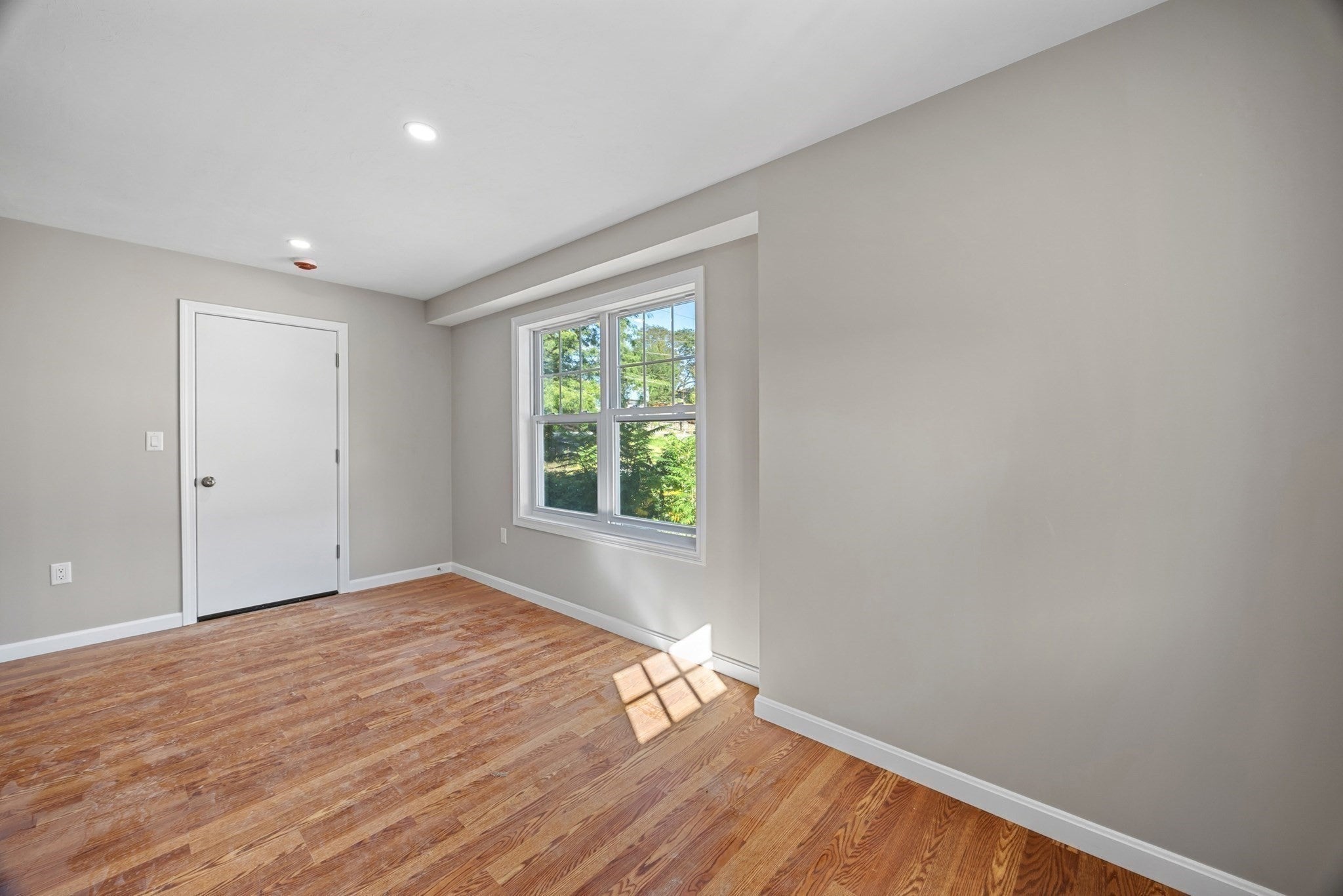 17 Crosby St #B, Webster, MA, 17 Crosby St #B, Webster, MA Photo #34