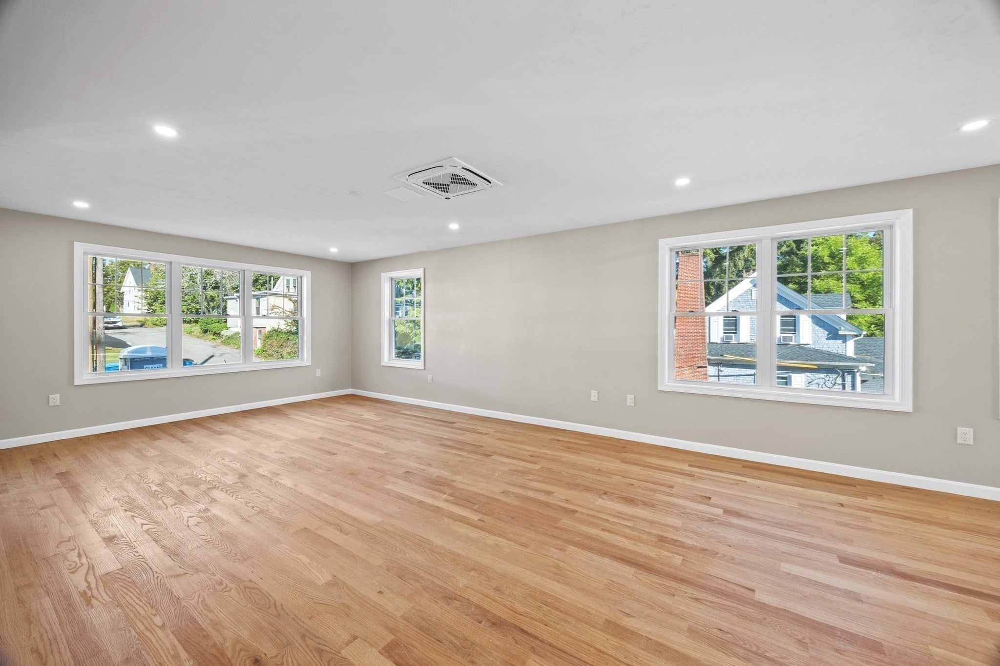 17 Crosby St #B, Webster, MA, 17 Crosby St #B, Webster, MA Photo #5