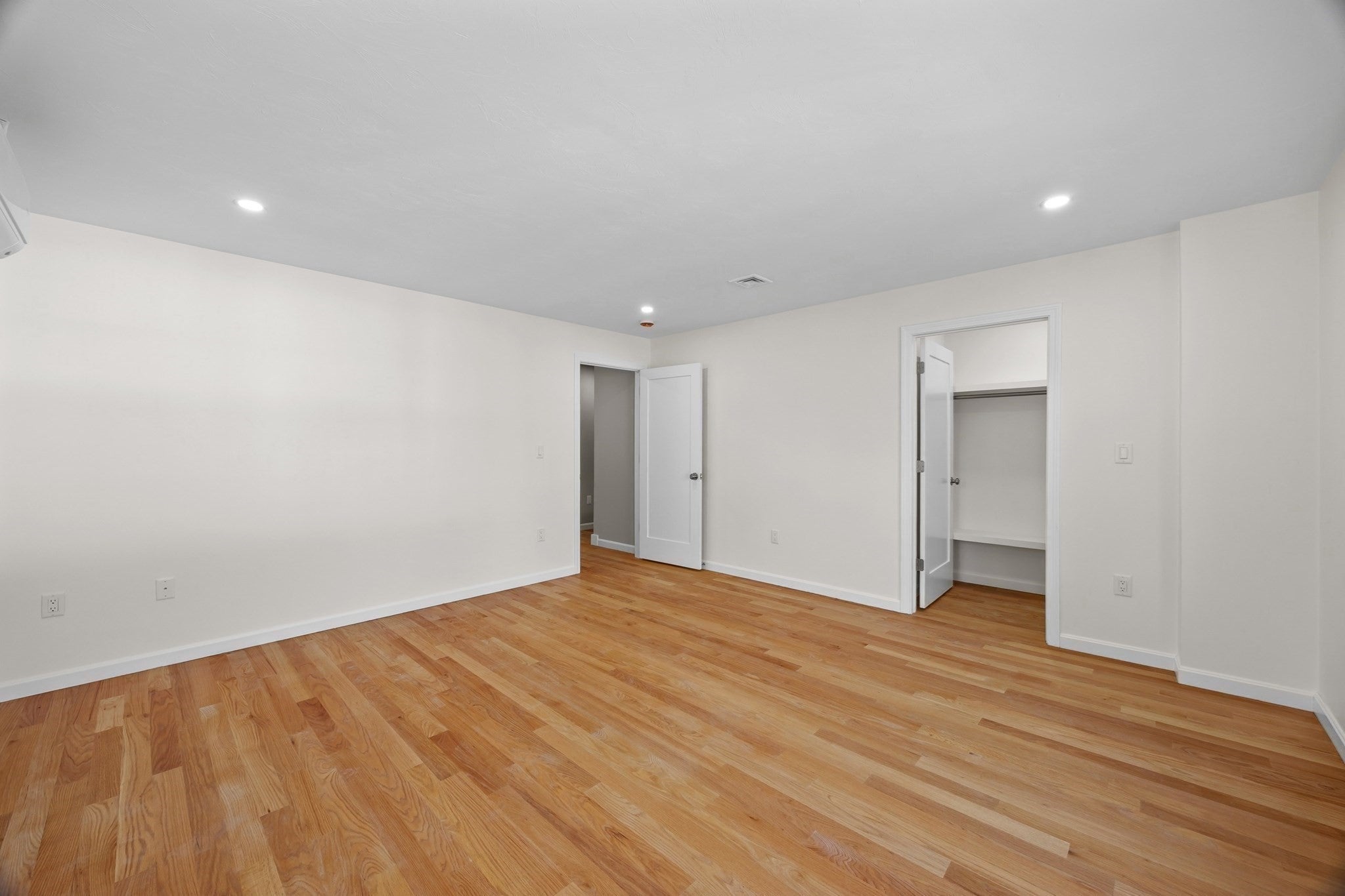 17 Crosby St #B, Webster, MA, 17 Crosby St #B, Webster, MA Photo #17