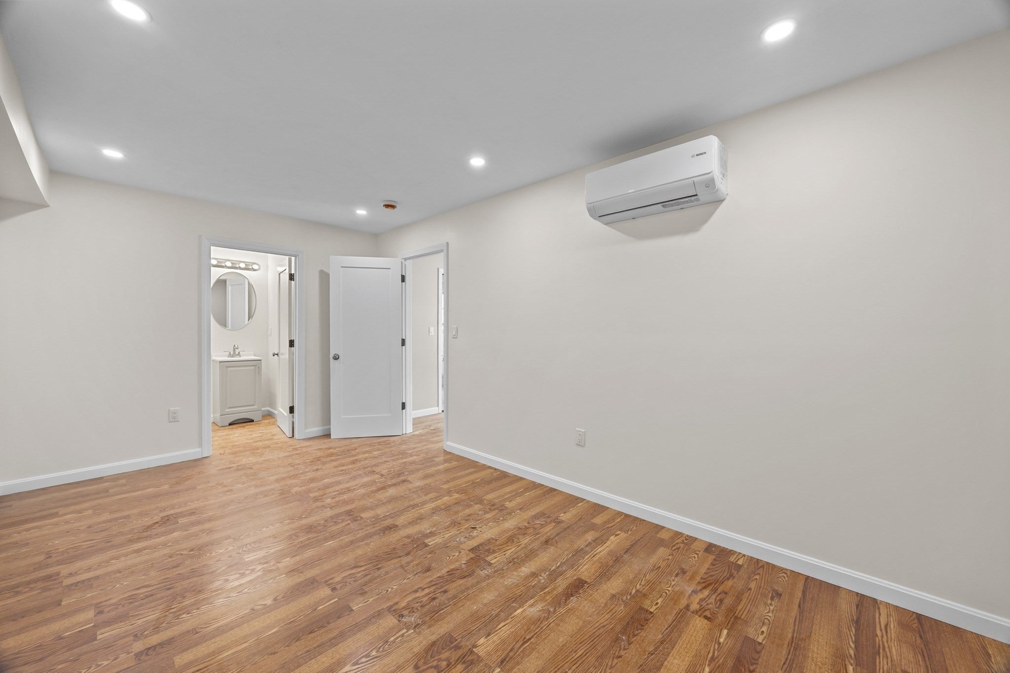 17 Crosby St #B, Webster, MA, 17 Crosby St #B, Webster, MA Photo #32
