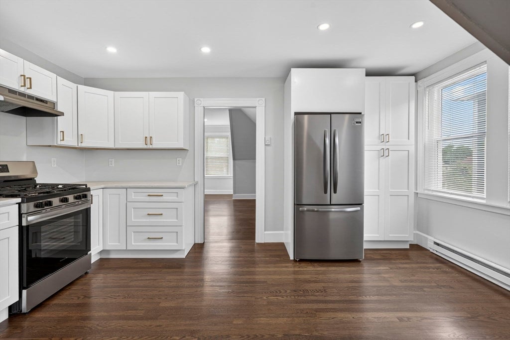 21 Dunlap Street 3