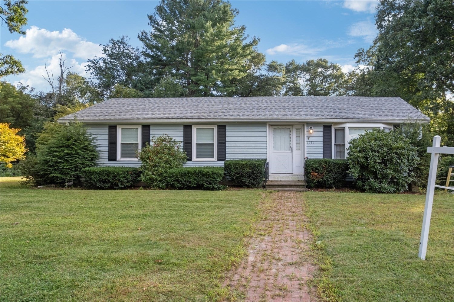 141 Elm St, Blackstone, MA, 141 Elm St, Blackstone, MA Photo #2