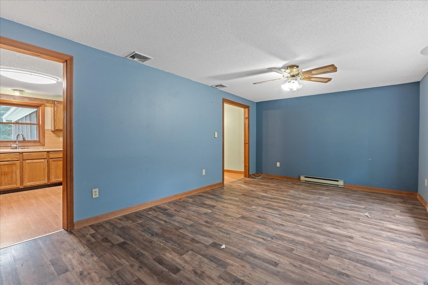 141 Elm St, Blackstone, MA, 141 Elm St, Blackstone, MA Photo #8