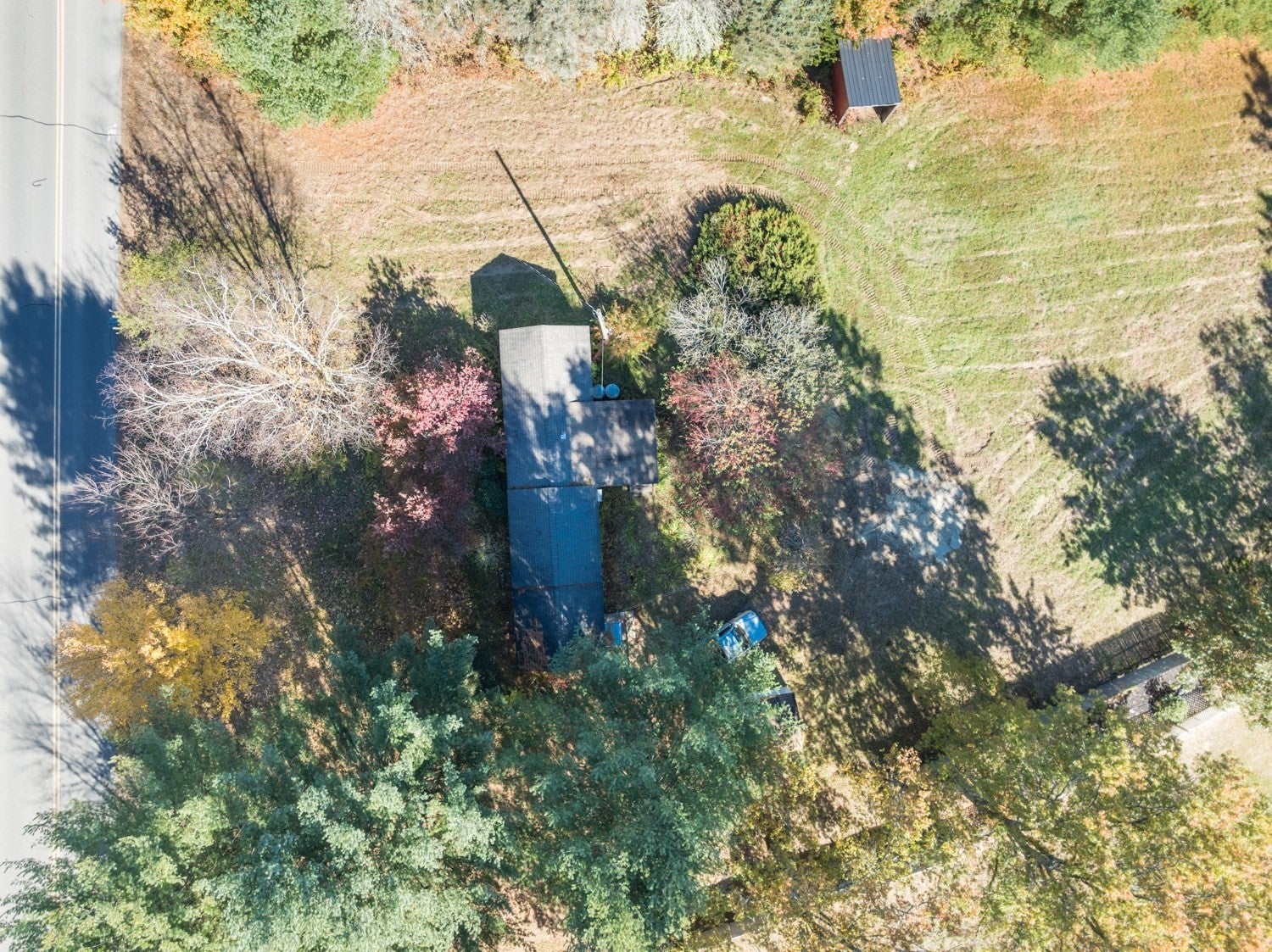 22 Long Plain Rd