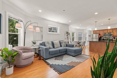 17 Robbins Street 2-2 Waltham MA 02453