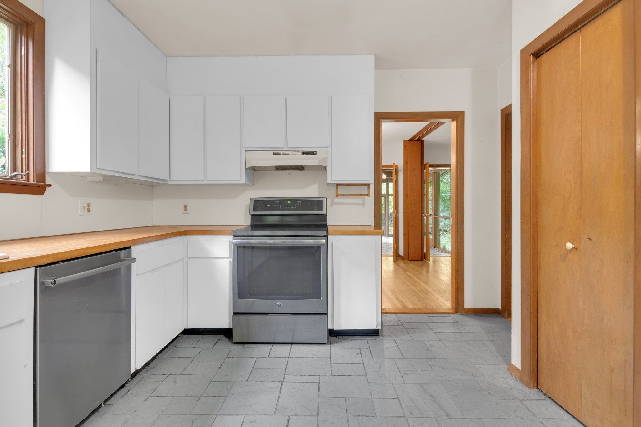 16 Ward Lane, Sherborn, MA, 16 Ward Lane, Sherborn, MA Photo #5
