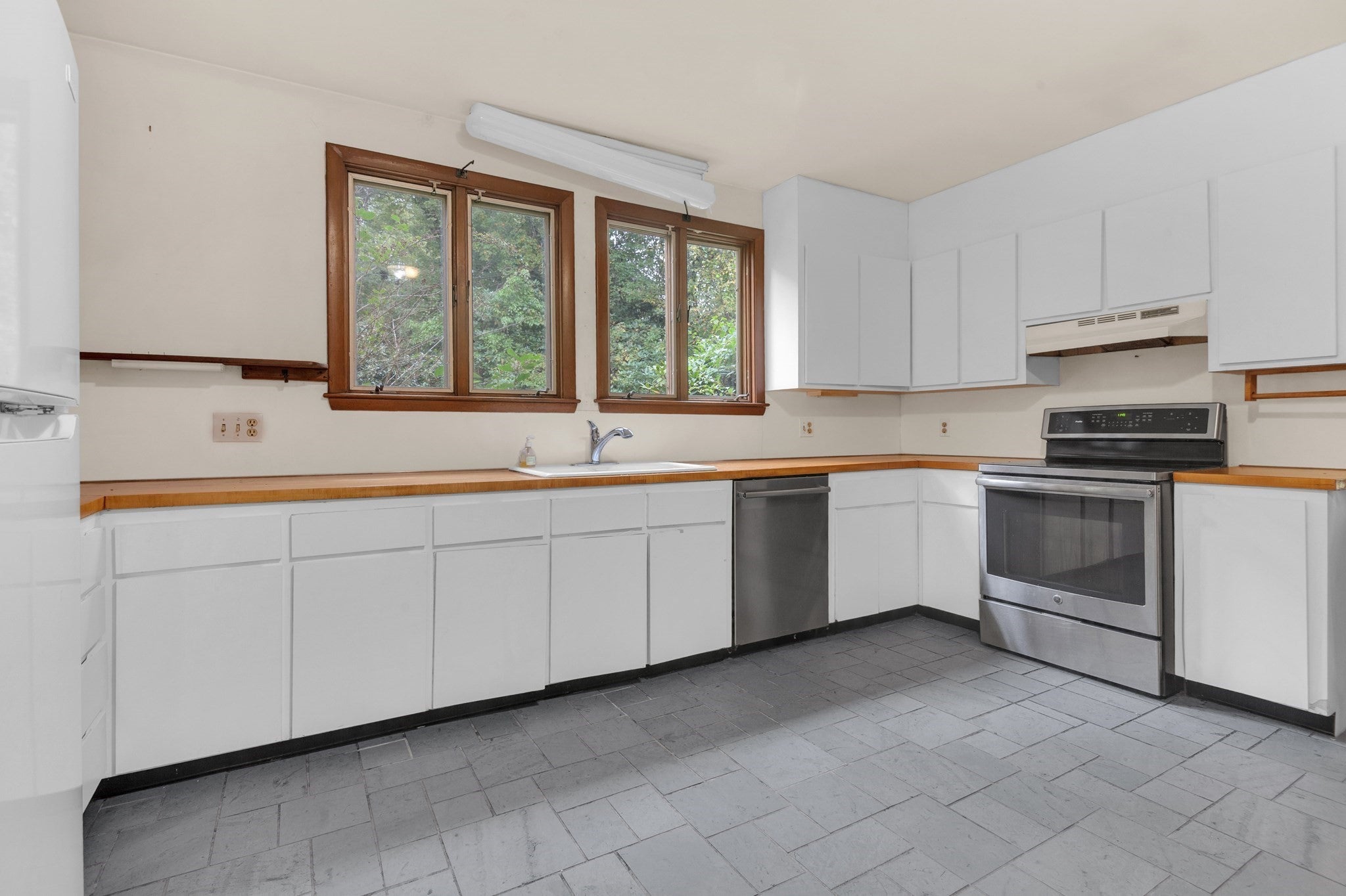 16 Ward Lane, Sherborn, MA, 16 Ward Lane, Sherborn, MA Photo #4