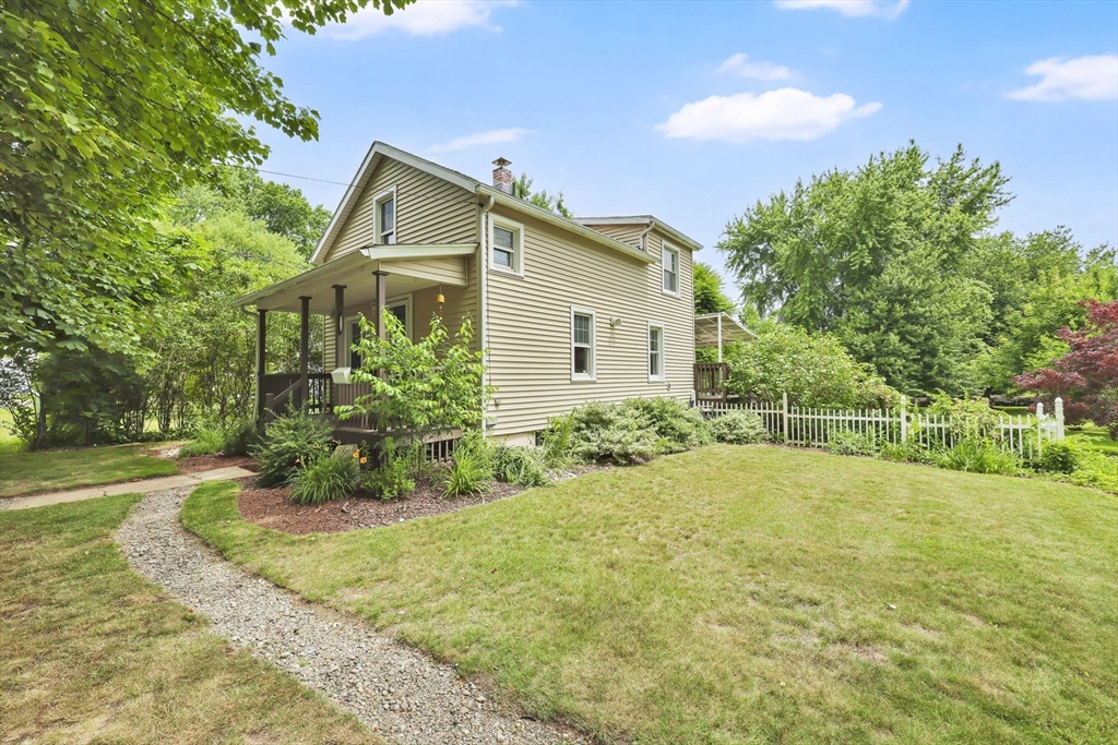 115 Saratoga Ave