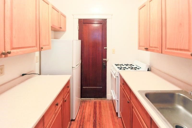 115 Peterborough St 6