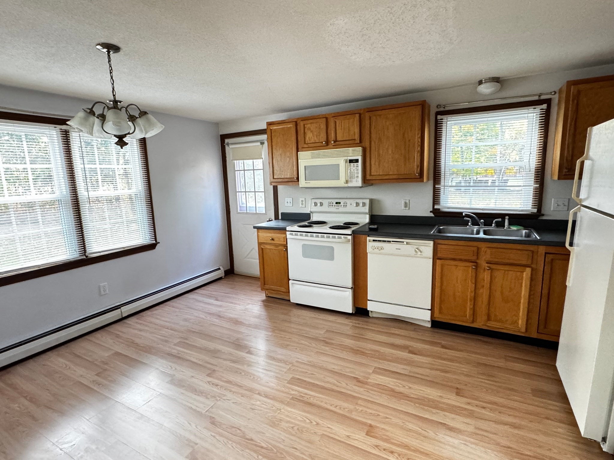 40 Prospect St #2E, Westfield, MA, 40 Prospect St #2E, Westfield, MA Photo #9