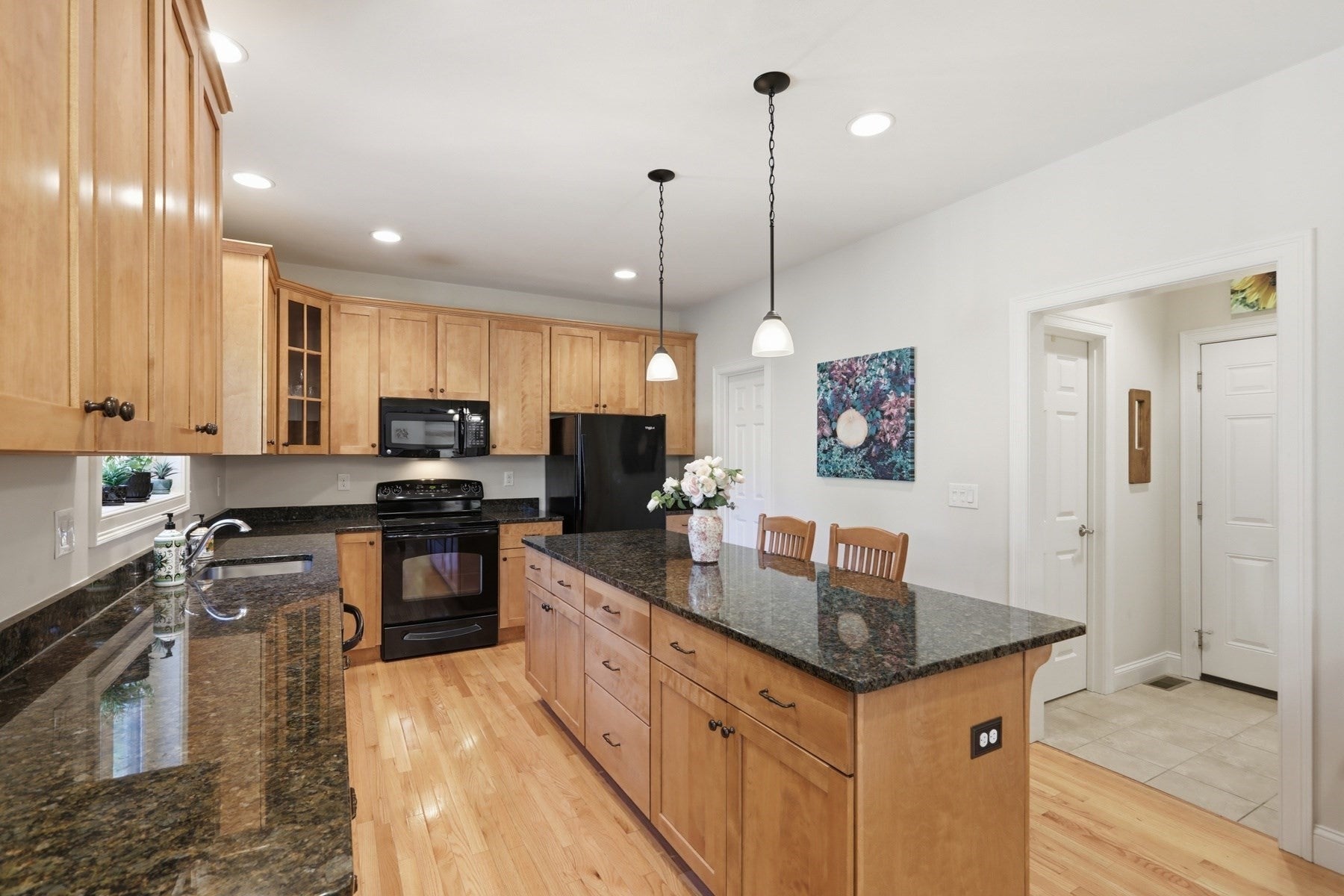 40 Winship Dr, Stoneham, MA, 40 Winship Dr, Stoneham, MA Photo #9