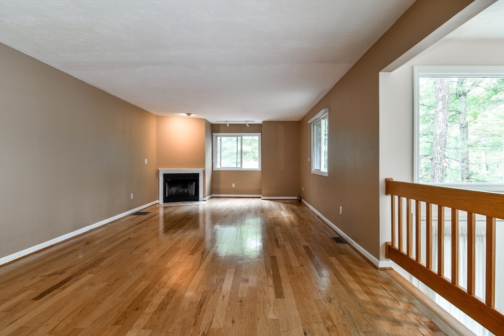 33 Arrowhead Cir 33