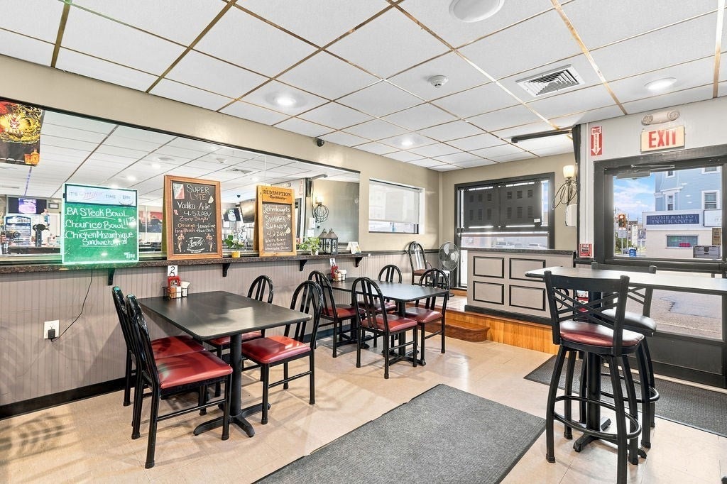 483-491 Brayton Ave, Fall River, MA, 483-491 Brayton Ave, Fall River, MA Photo #13