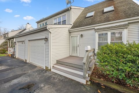 23 Orono Worcester MA 01606