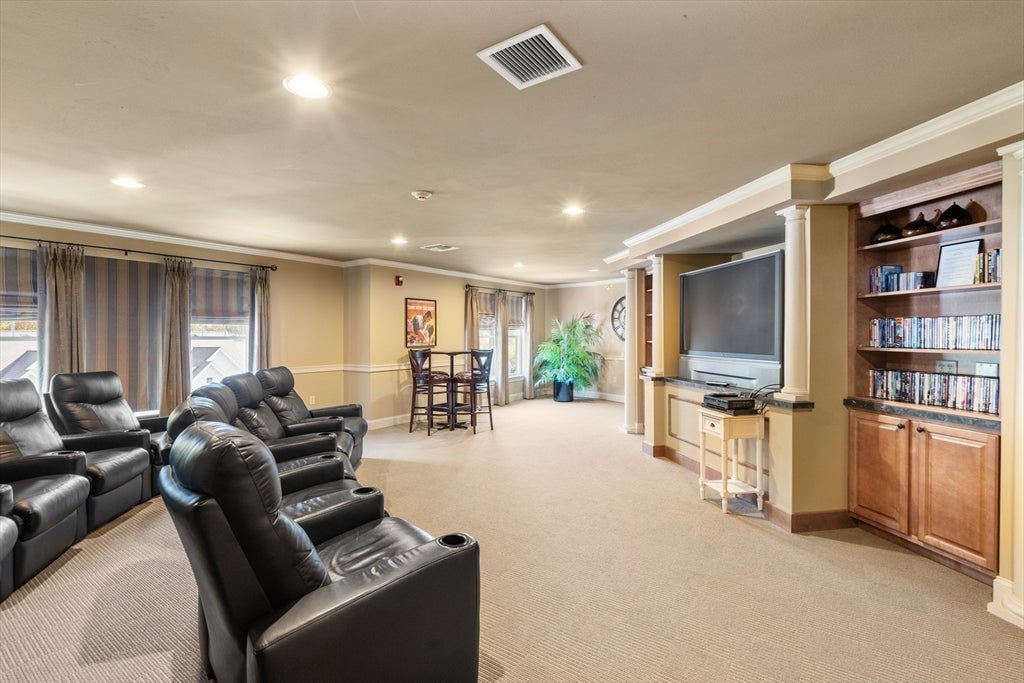 7 Crescent Way #319, Sturbridge, MA Photo #23