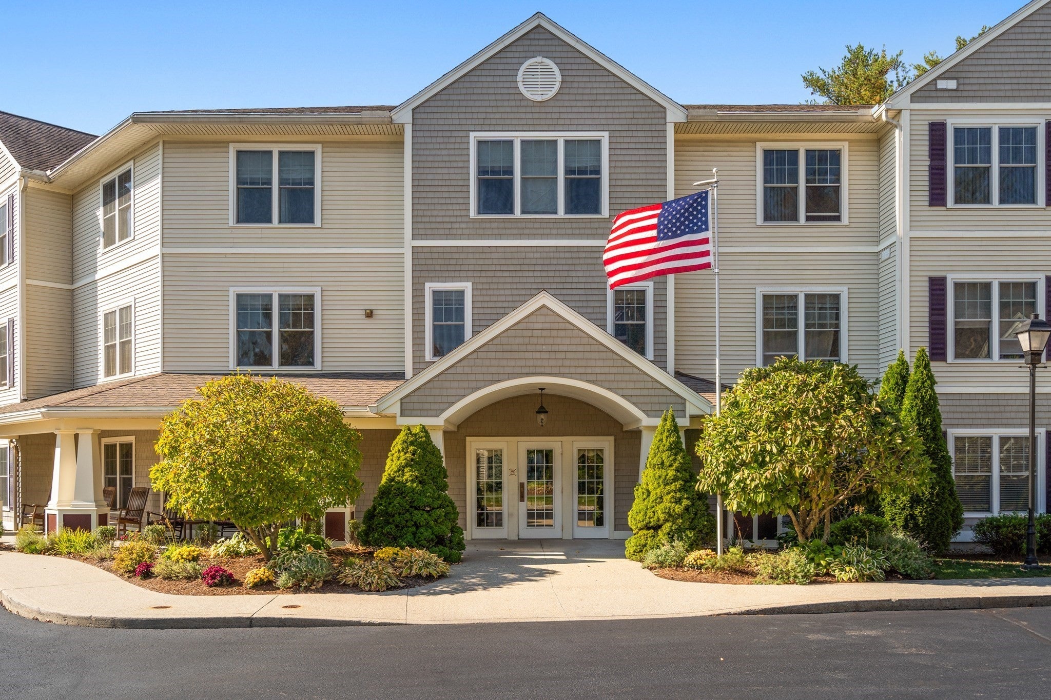 7 Crescent Way #319, Sturbridge, MA Photo #1