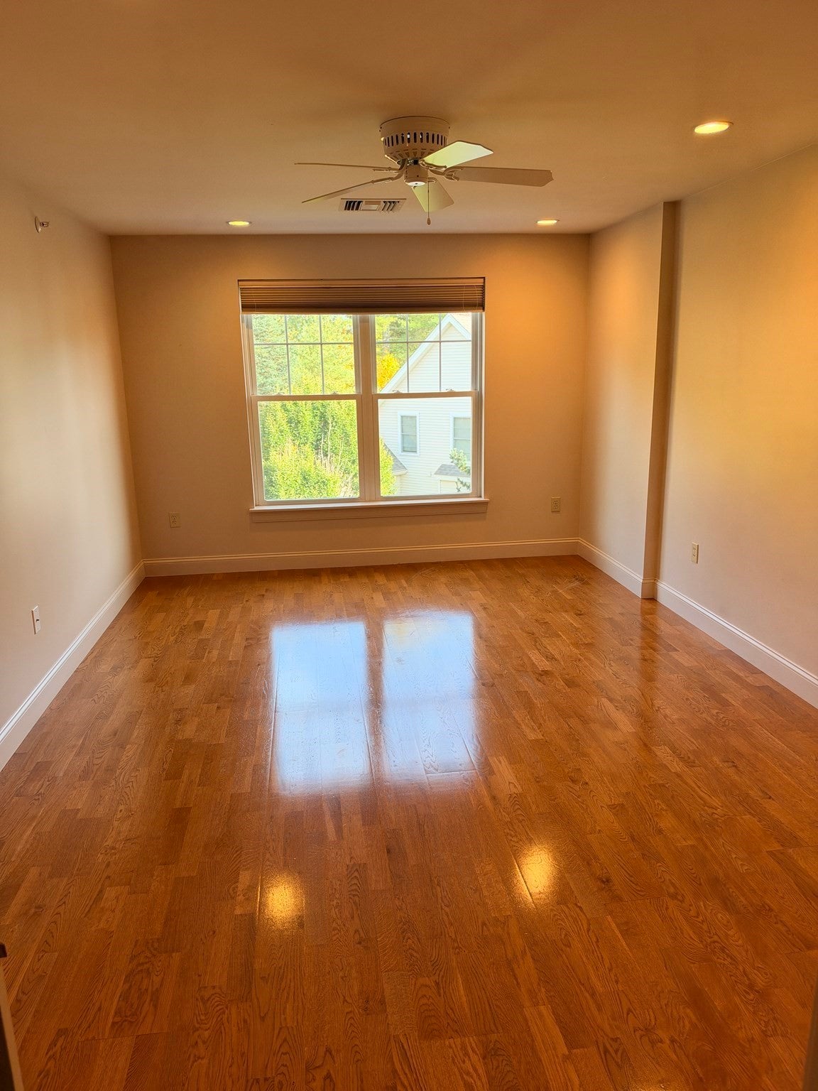 7 Crescent Way #319, Sturbridge, MA Photo #9