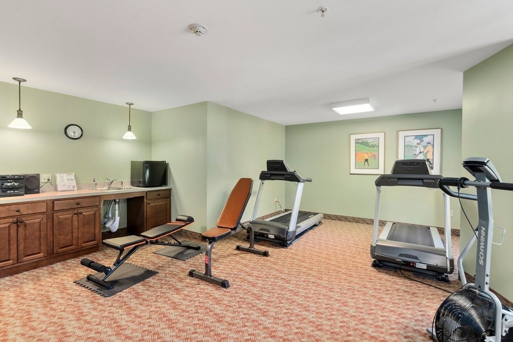 7 Crescent Way #319, Sturbridge, MA Photo #22
