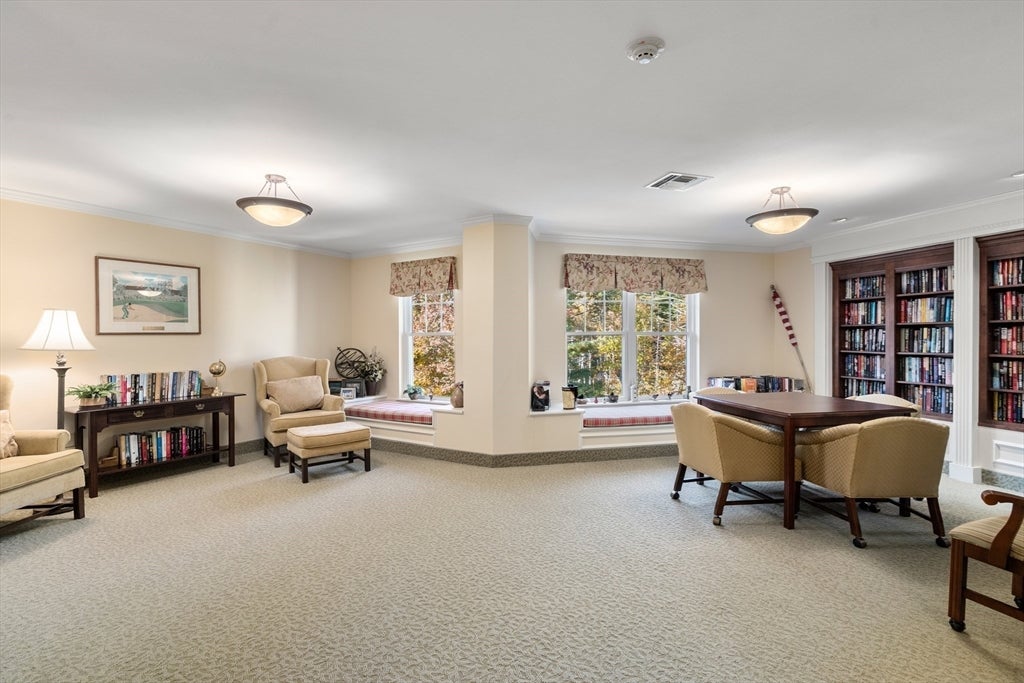 7 Crescent Way #319, Sturbridge, MA Photo #26
