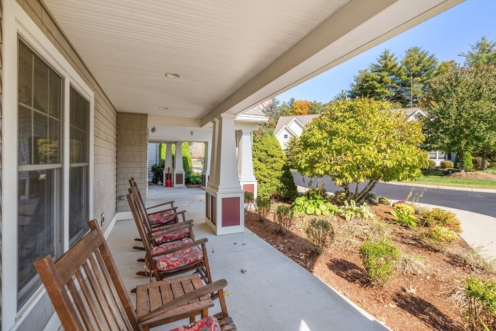 7 Crescent Way #319, Sturbridge, MA Photo #27