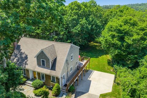 908 W Falmouth Hwy Falmouth MA 02540