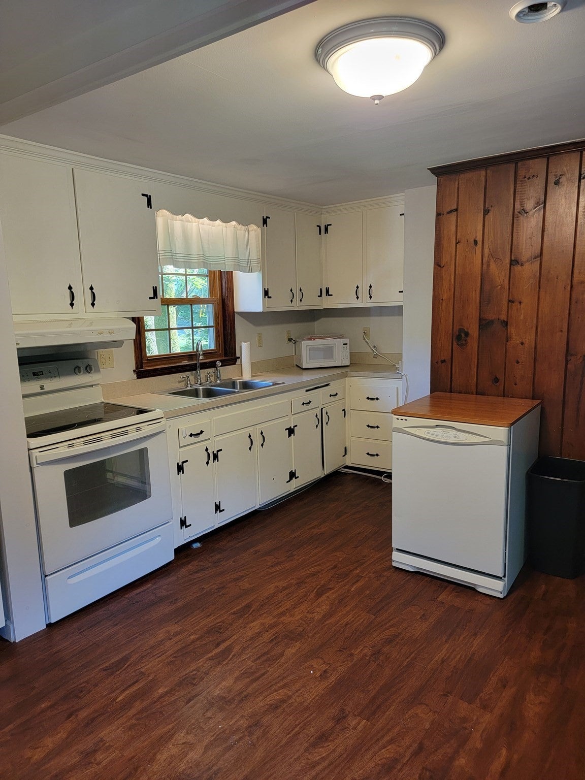 48 Andover St, Wilmington, MA Photo #5