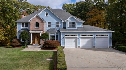 Photo of 5 Claridge RD, Seekonk, MA 02771 (MLS # 73593617)