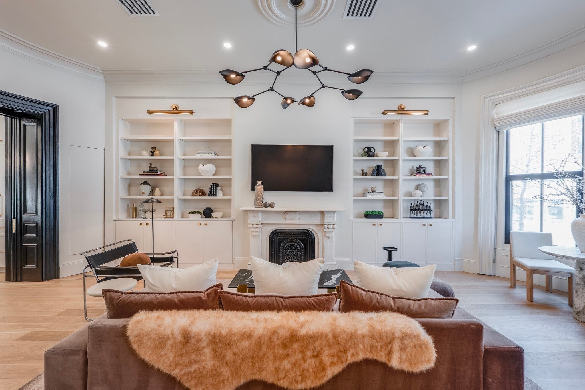 298 Columbus Ave 3