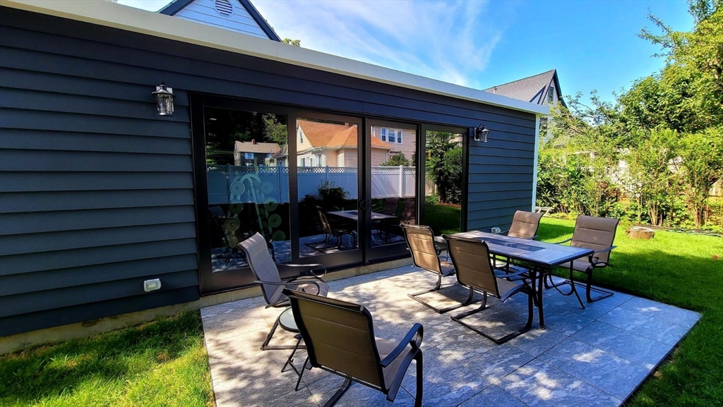 9 Venner Rd