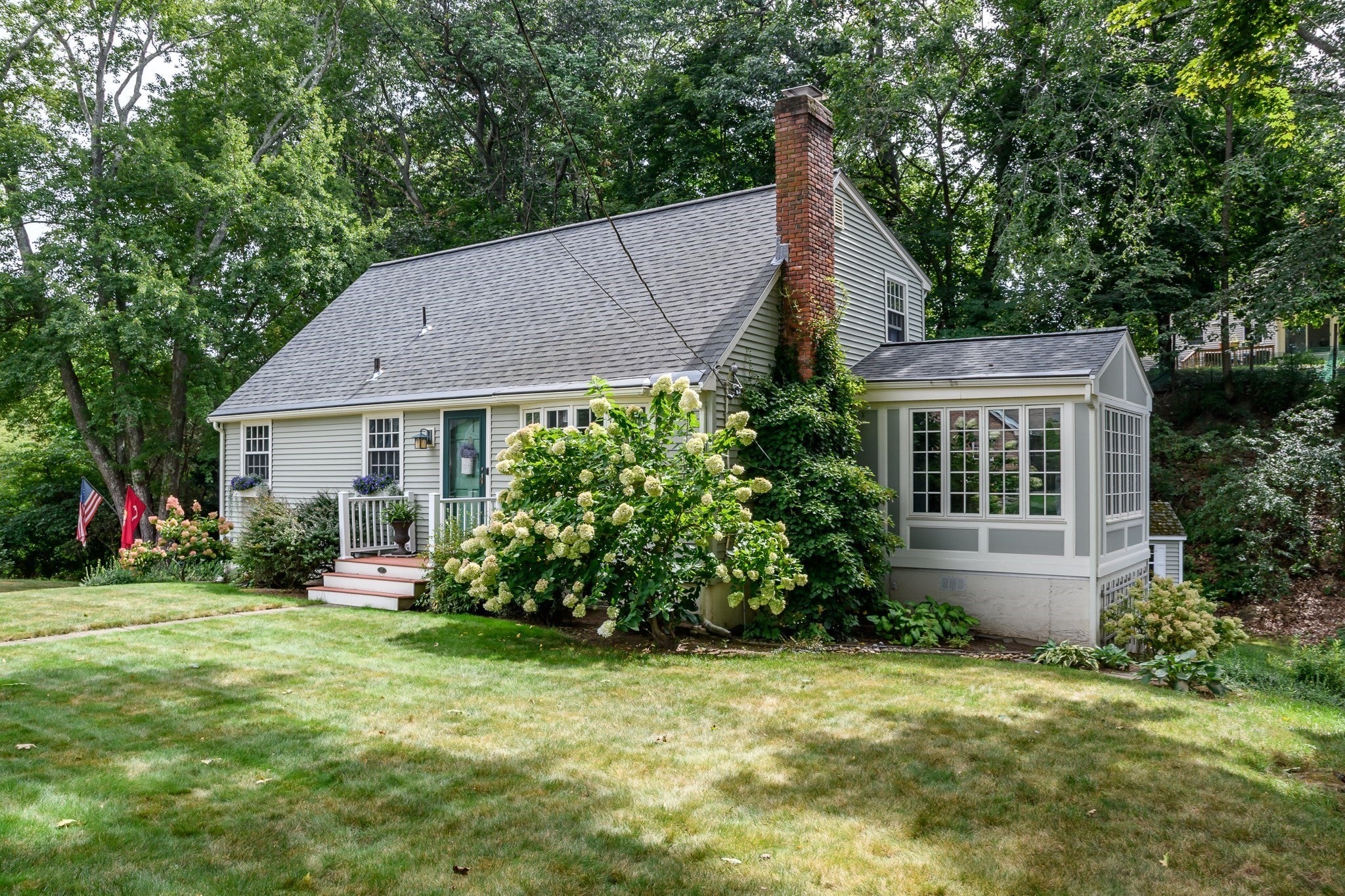37 Pine St