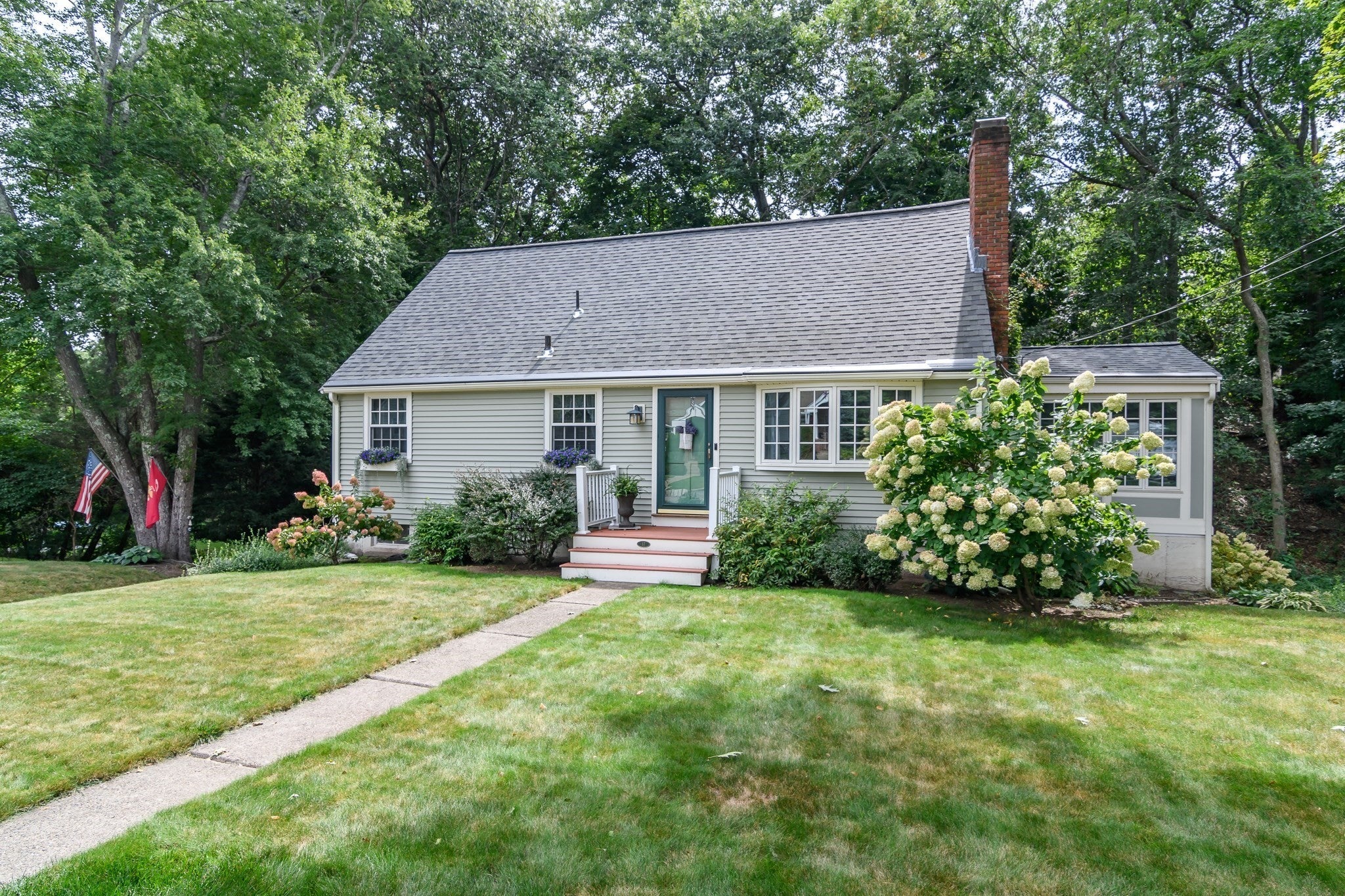 37 Pine St