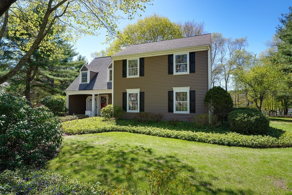 4 Newell Dr