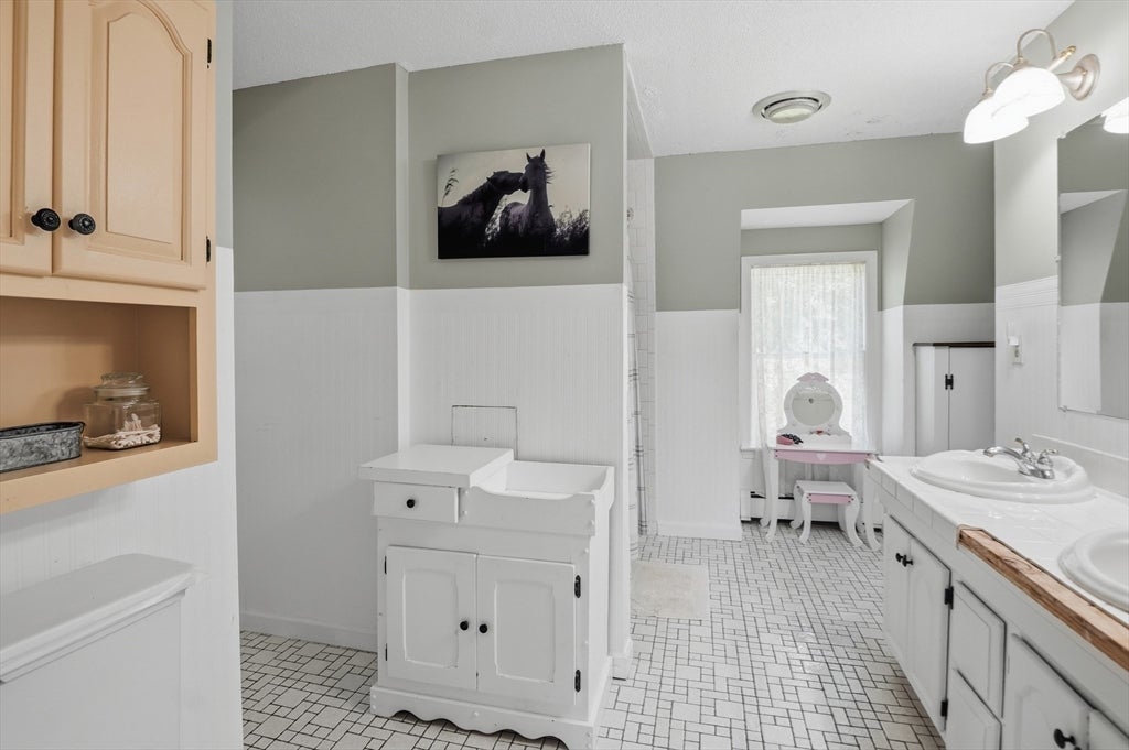 251 Mendon Street, Blackstone, MA, 251 Mendon Street, Blackstone, MA Photo #20
