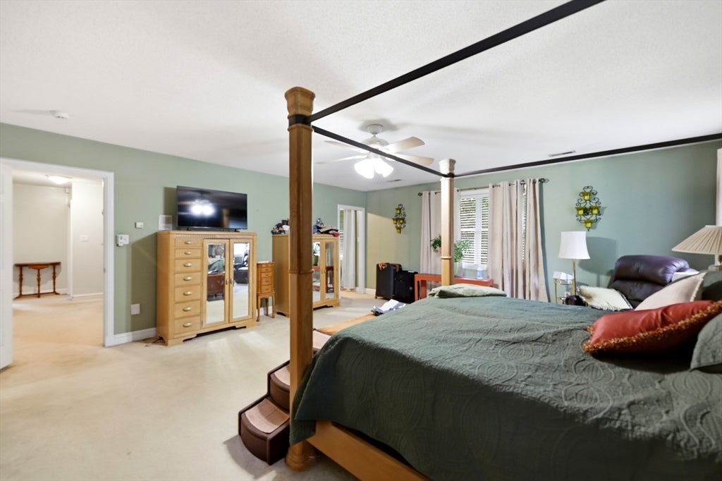 10 Lyman Barnes Rd, Brimfield, MA Photo #20