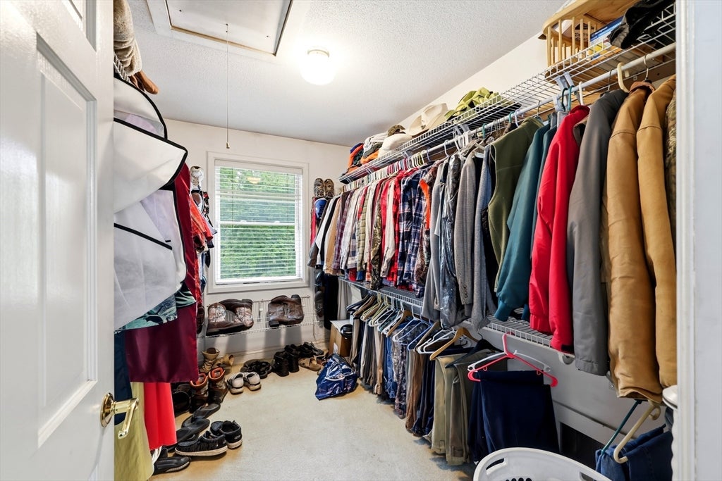10 Lyman Barnes Rd, Brimfield, MA Photo #24