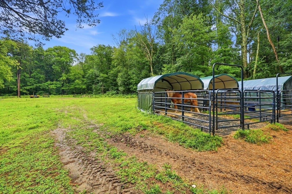 10 Lyman Barnes Rd, Brimfield, MA Photo #3