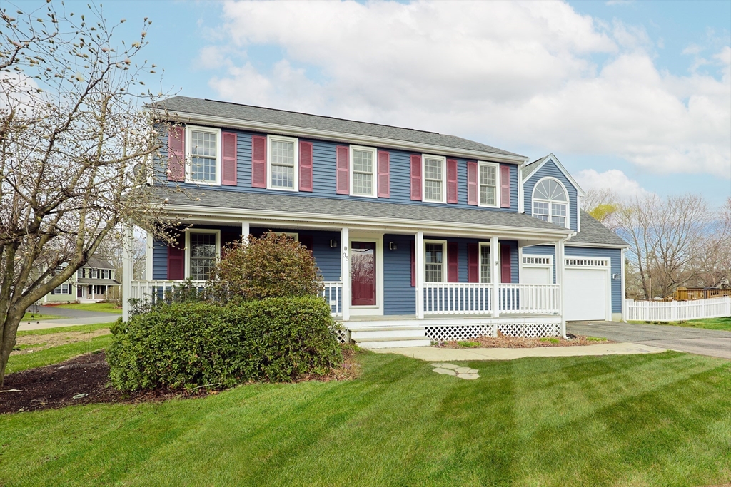 Attleboro, Massachusetts 02703, United States, 3 Bedrooms Bedrooms, ,3 BathroomsBathrooms,Residential,Pending,101735