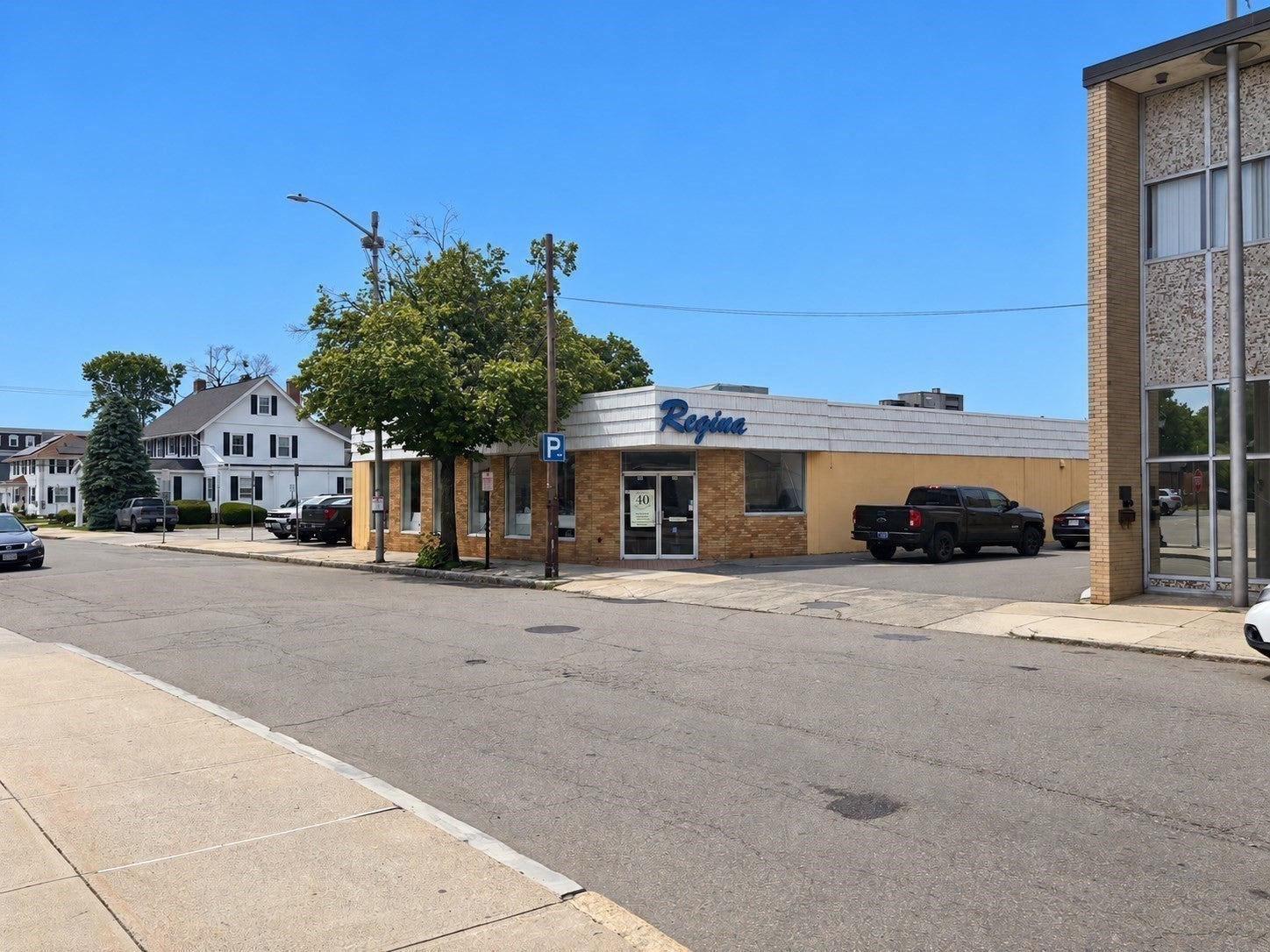 45 W Foster St