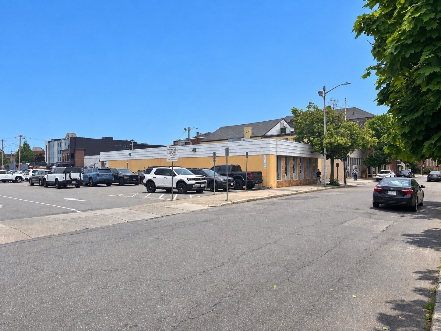 45 W Foster St