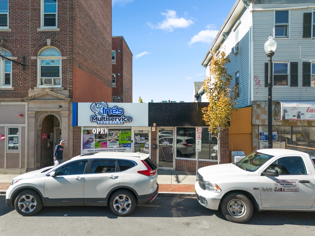 248 1/2 Broadway