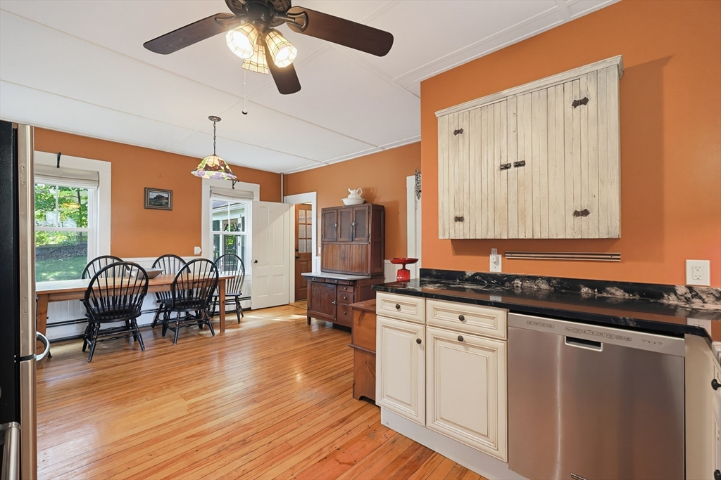 19 King St, Groveland, MA, 19 King St, Groveland, MA Photo #13
