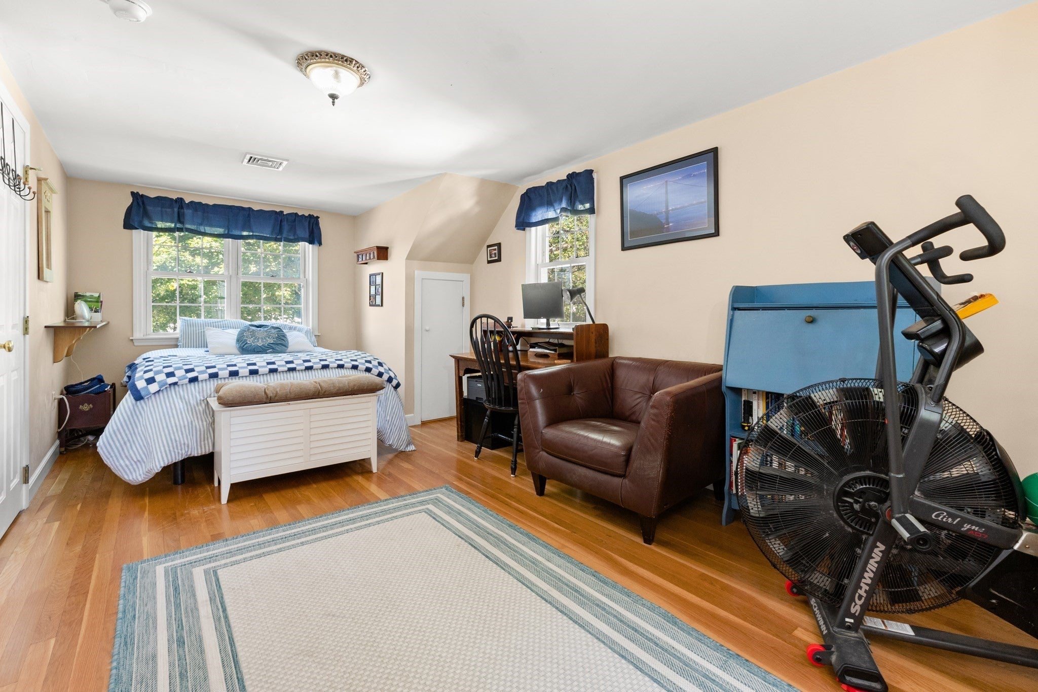 69 Hemlock St, Arlington, MA Photo #16
