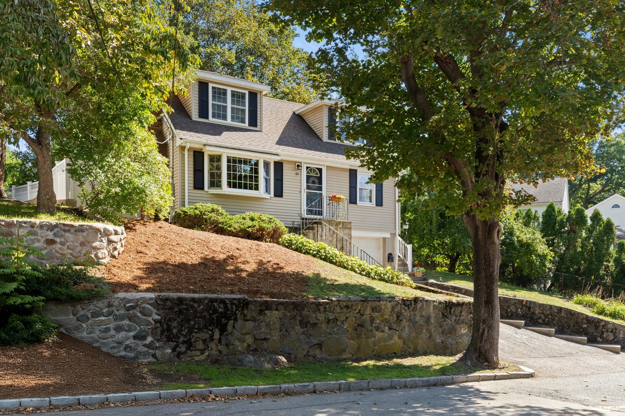 69 Hemlock St, Arlington, MA Photo #25
