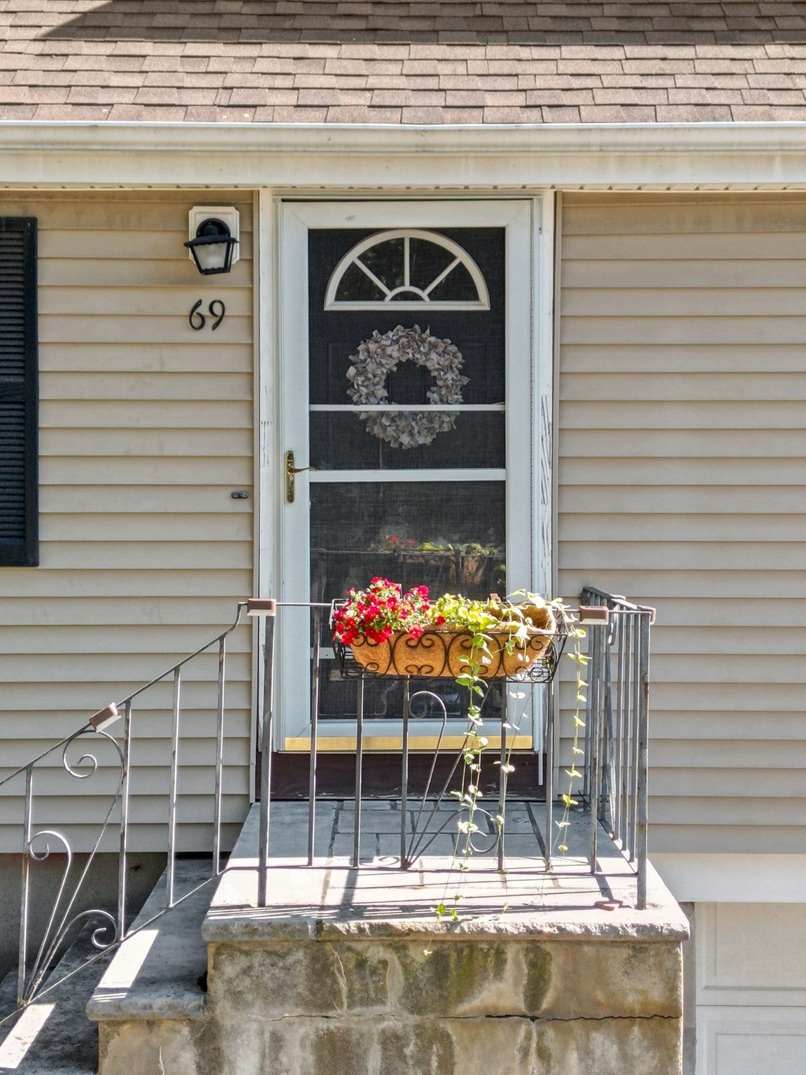 69 Hemlock St, Arlington, MA Photo #26